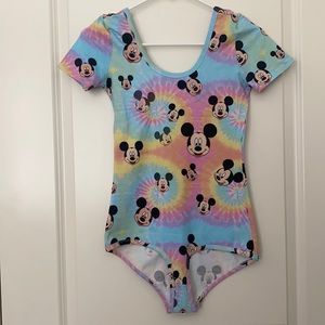 Wild rich kids adult Leo